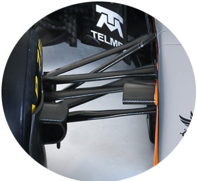 3:The front suspension remains push rod while the steering axis is placed between the up and lower wishbone. 